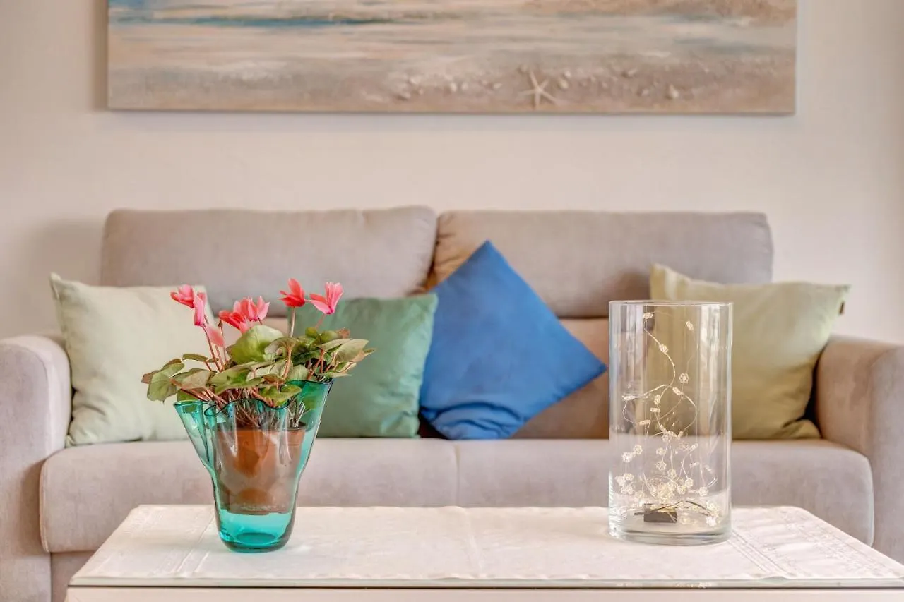 Apartamento Buganvilia Sea Alcúdia 0*,  Spanien